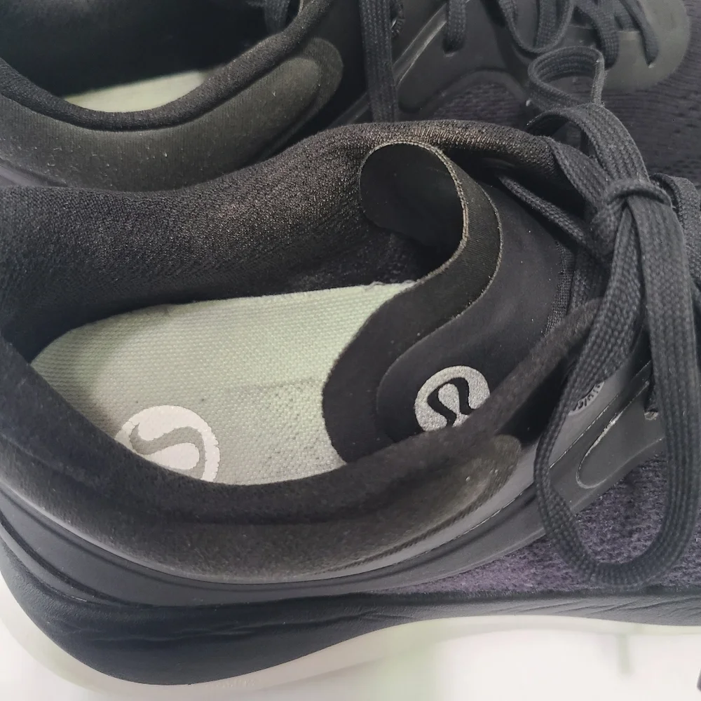 Lululemon Athletica Womens Chargefeel Low Workout‎ Sneakers Black Size 10